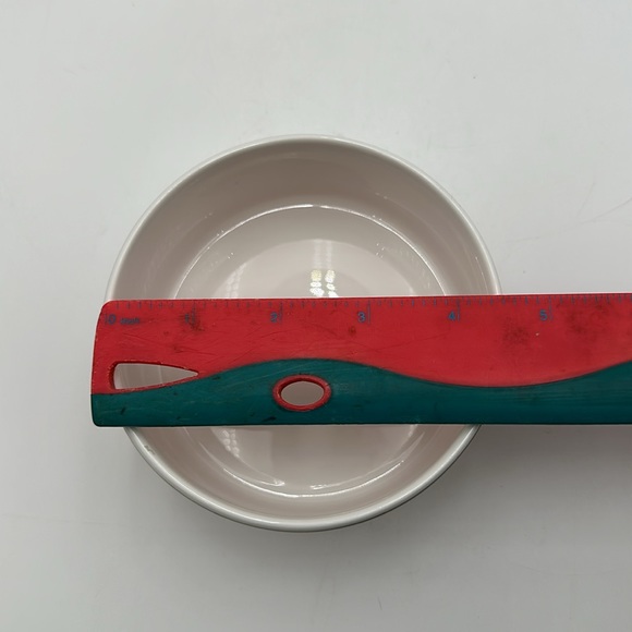 Mikasa Maxima Japan Holiday Fleur Covered Pointsettia Candy/Trinket Box - Picture 15 of 16